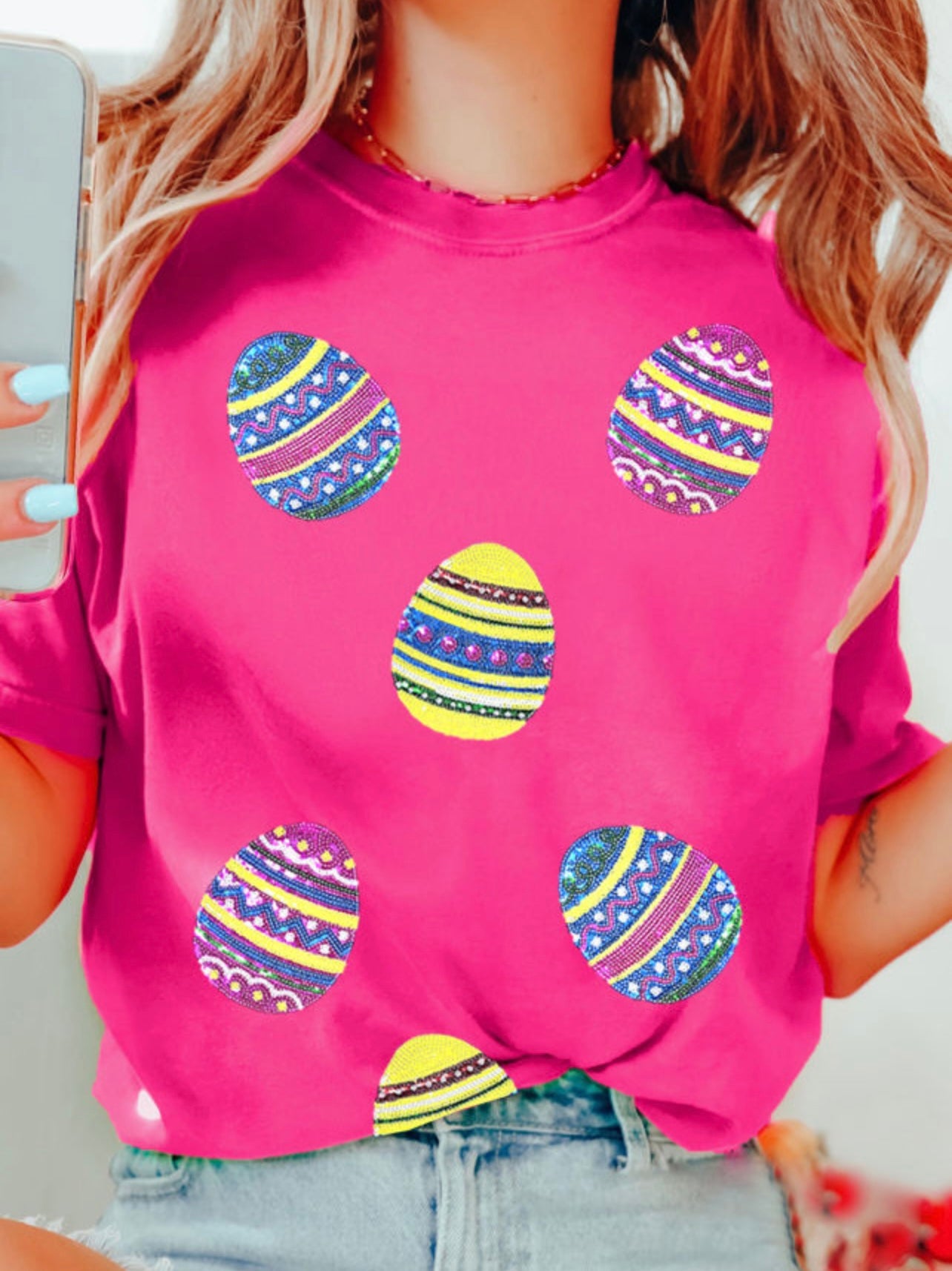 Eggstra Chic tee